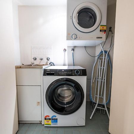 Cozy 2 Bedroom Apartment Surry Hills 시드니 외부 사진